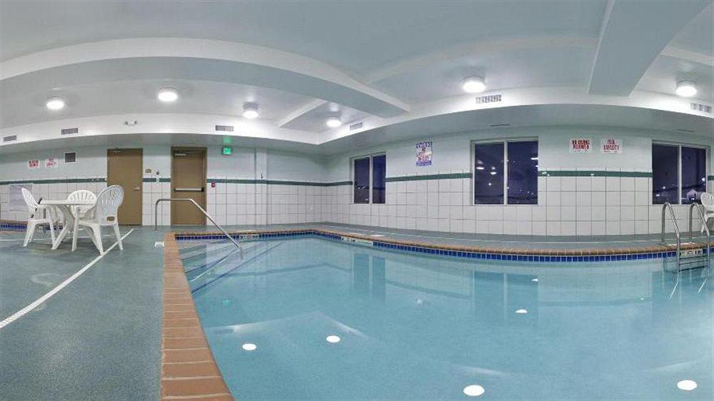 Holiday Inn Express Hotel & Suites Minot South By Ihg Luaran gambar