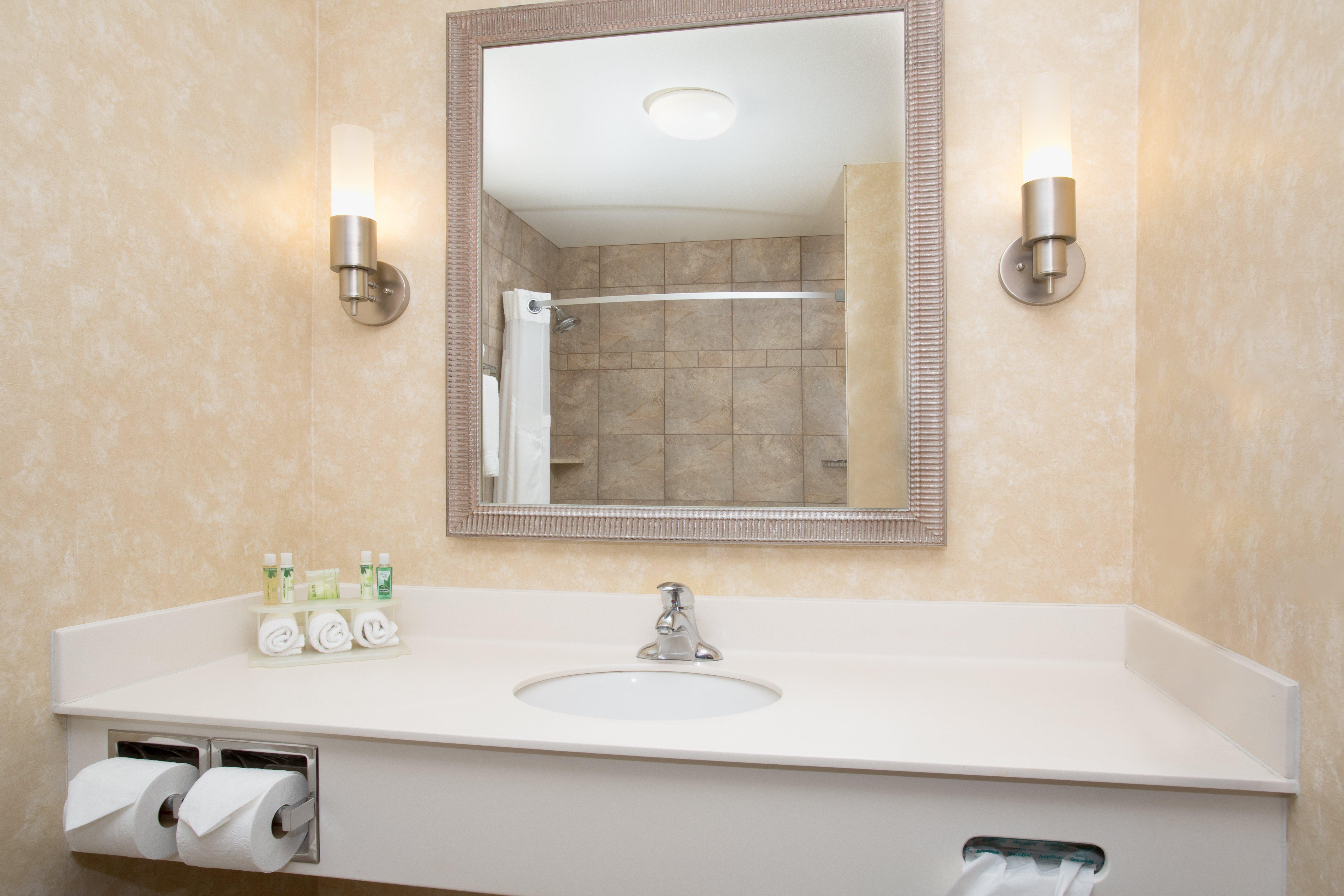 Holiday Inn Express Hotel & Suites Minot South By Ihg Luaran gambar